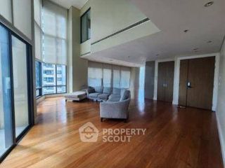 Condo en alquiler de 6 habitaciones en Khlong Toei, Bangkok
