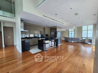 Condo en alquiler de 6 habitaciones en Khlong Toei, Bangkok