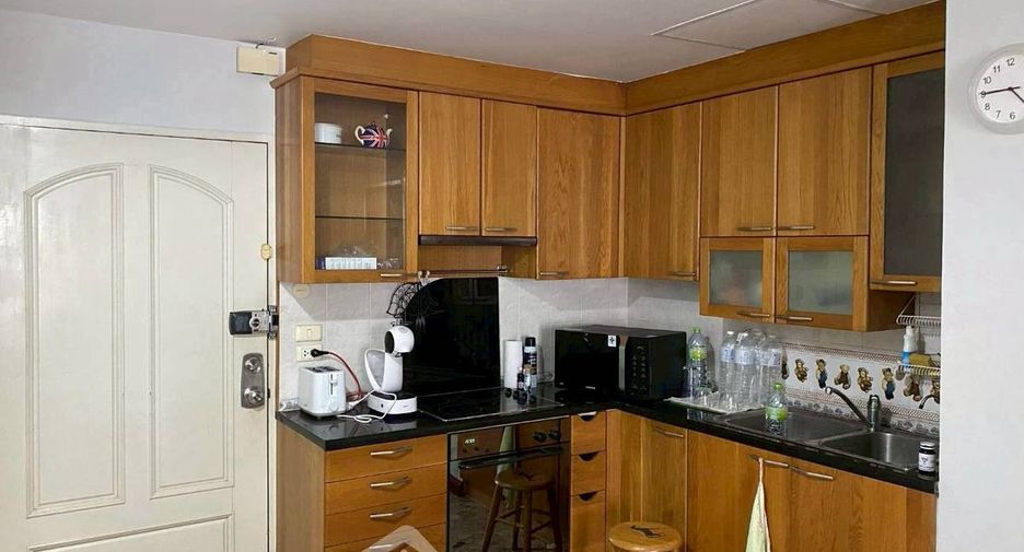 Condo en alquiler de 2 habitaciones en Watthana, Bangkok