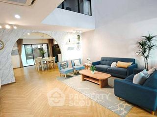 出租 3 卧室 联排别墅 在 Suan Luang, 曼谷