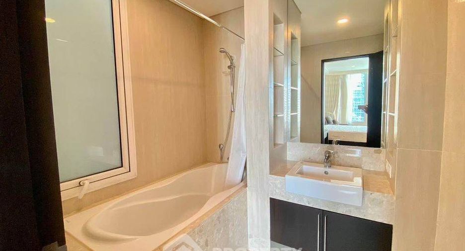 For rent 4 ベッドルーム condo in Pathum Wan, Bangkok