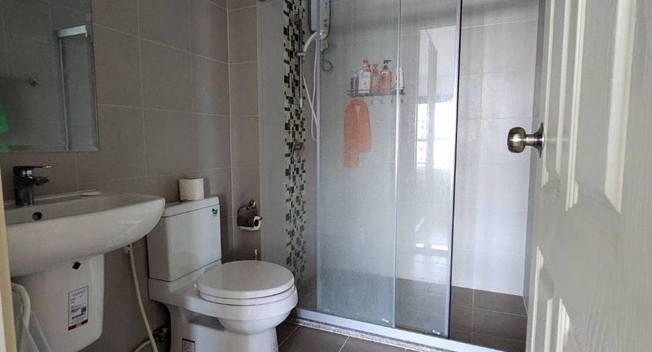 Продажа 1 кровать кондо в Хуаи Кхщанг, Бангкок