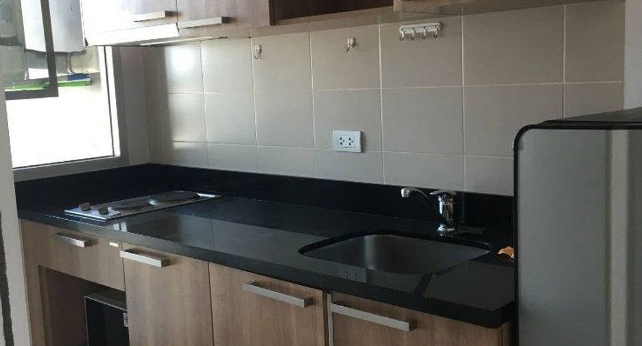 For sale 1 bed condo in Khlong San, Bangkok