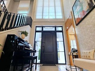 出租 和 出售 5 卧室 独立屋 在 Saphan Sung, 曼谷