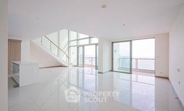 For sale 5 bedrooms condo in Jomtien, Pattaya