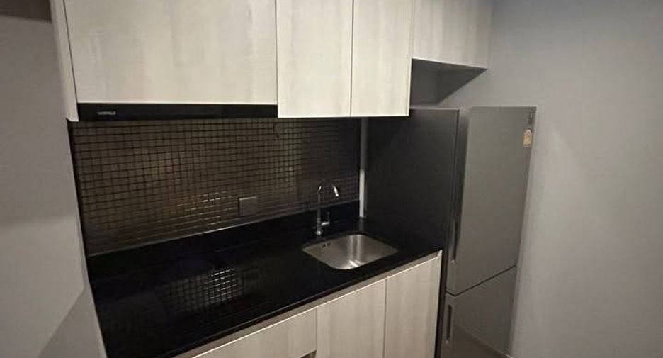 Продажа 1 кровать кондо в Дин Даенг, Бангкок