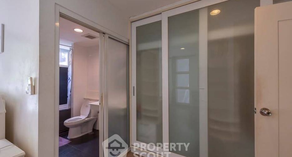 For sale 2 ベッドルーム condo in Watthana, Bangkok