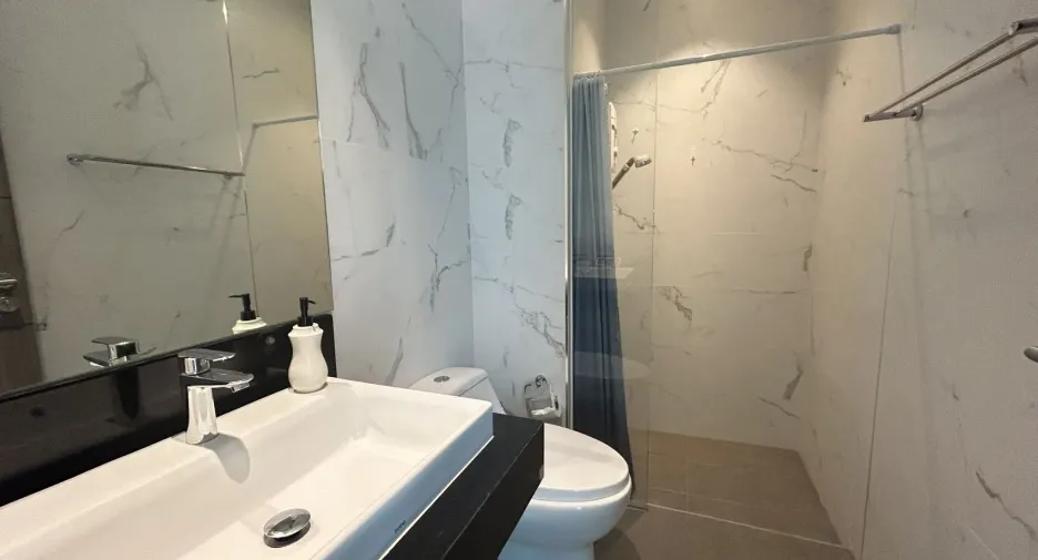 Villa en alquiler de 4 habitaciones en Mueang Phuket, Phuket