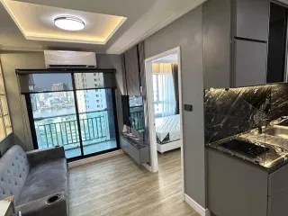 À vendre 1 chambre condo à Rat Burana, Bangkok