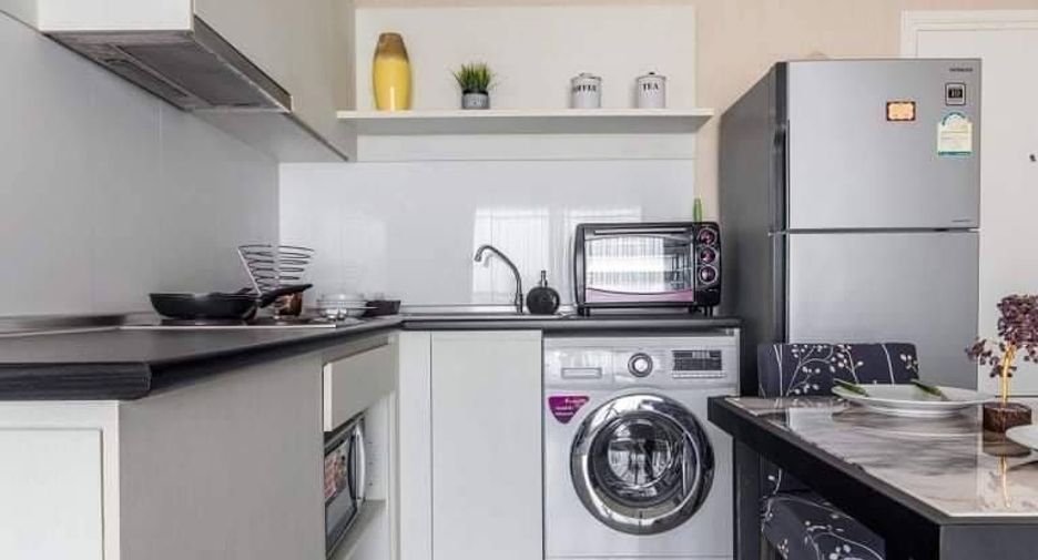For rent 2 bedrooms condo in Khlong Toei, Bangkok
