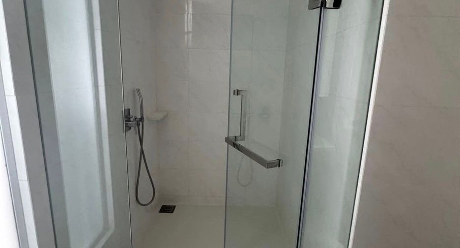 For sale 2 bedrooms condo in Sathon, Bangkok