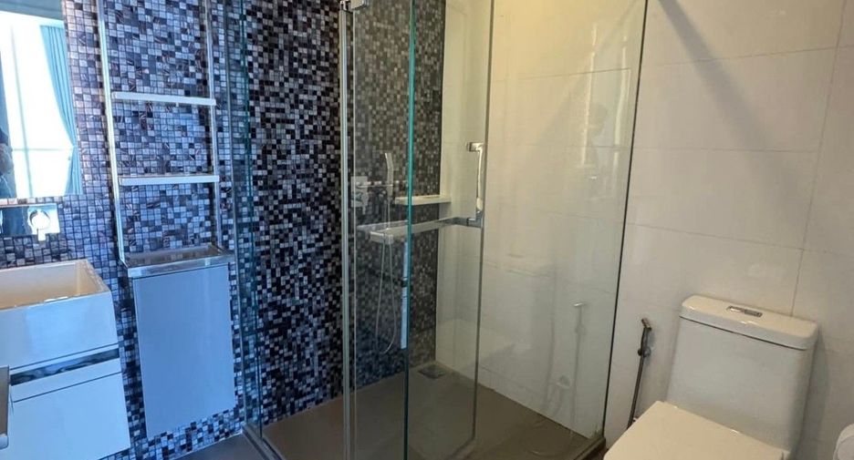 For sale 2 bedrooms condo in Sathon, Bangkok