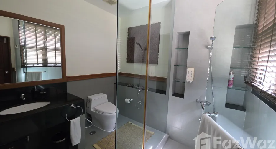 For rent 5 ベッドルーム villa in Thalang, Phuket
