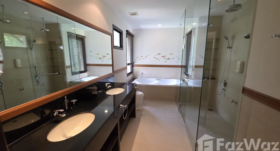 For rent 5 ベッドルーム villa in Thalang, Phuket