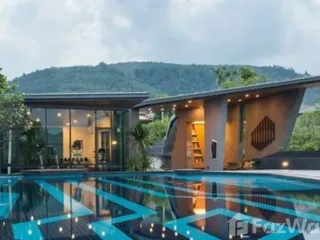 À louer 4 chambres maison à Mueang Phuket, Phuket
