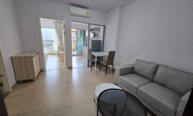 Wohnung zur Miete mit 1 Zimmer in Huai Khwang, Bangkok