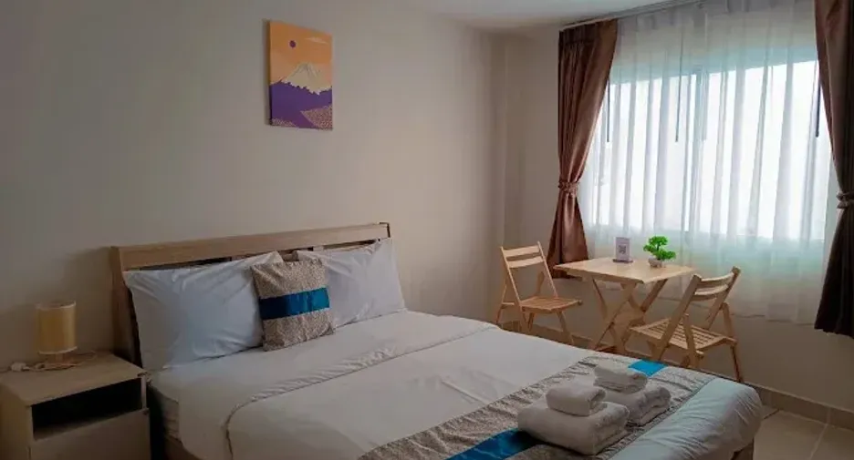 Hotel zum Kauf mit 14 Zimmer in Bang Lamung, Chonburi