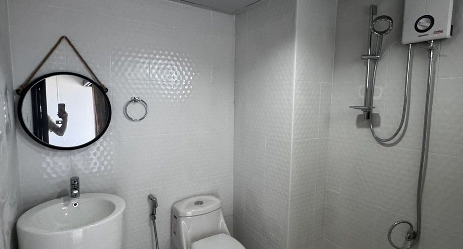 Wohnung zum Kauf mit Studio in Din Daeng, Bangkok