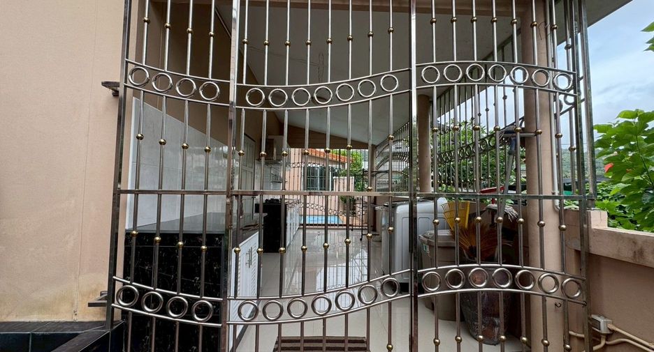 À vendre et à louer 3 chambres villa à Mueang Krabi, Krabi