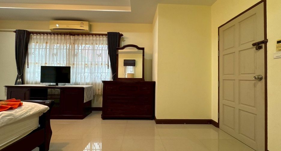 À vendre et à louer 3 chambres villa à Mueang Krabi, Krabi