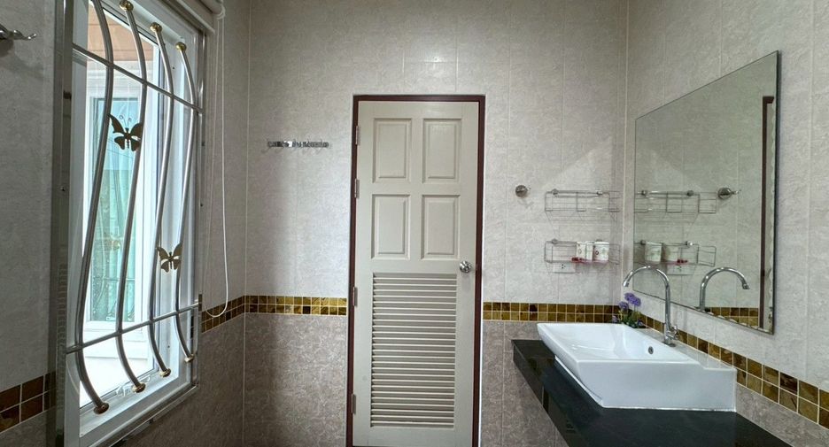 À vendre et à louer 3 chambres villa à Mueang Krabi, Krabi