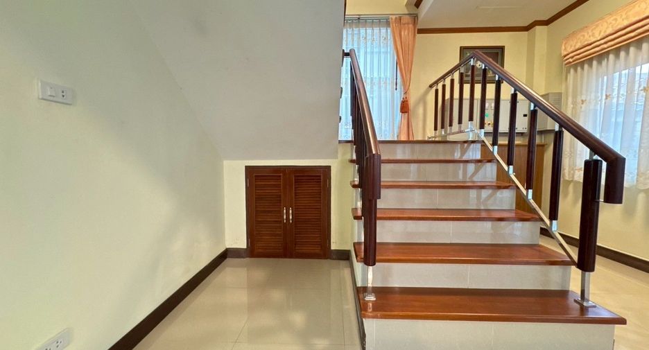 À vendre et à louer 3 chambres villa à Mueang Krabi, Krabi