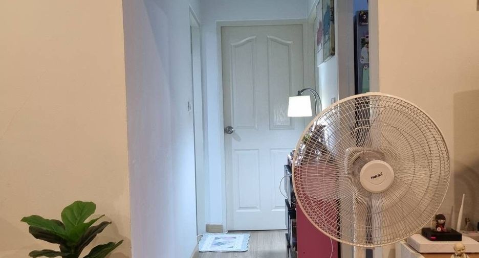 Продажа 2 спальни кондо в Банг Капи, Бангкок
