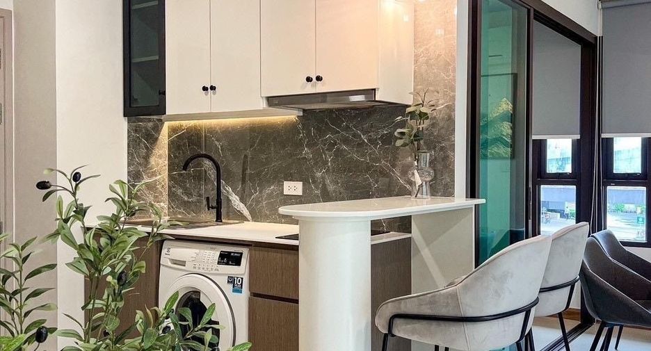 For rent 2 bedrooms condo in Mueang Phuket, Phuket
