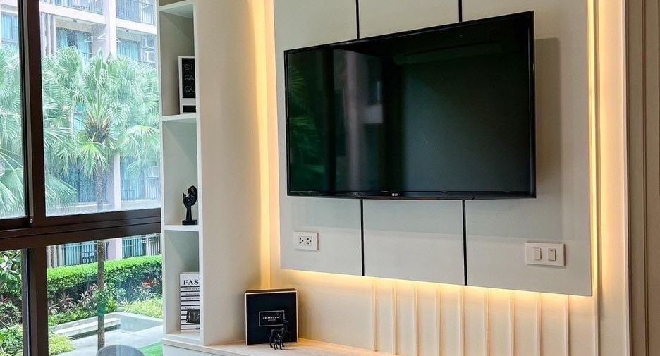 For rent 2 bedrooms condo in Mueang Phuket, Phuket