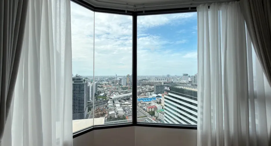 出租 2 卧室 公寓 在 Bang Na, 曼谷