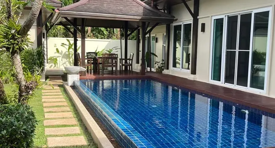 For rent 4 ベッドルーム villa in Thalang, Phuket