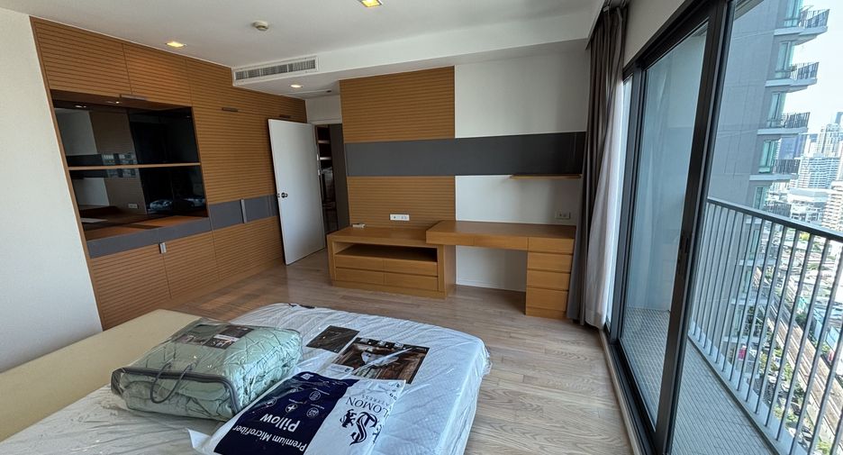 À louer 2 chambres condo à Khlong Toei, Bangkok