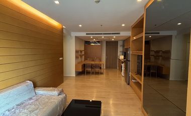 ให้เช่า 2 ห้องนอน คอนโด ใน คลองเตย, กรุงเทพฯ