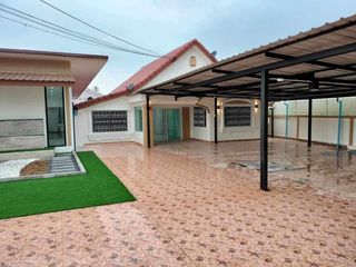 For Rent 5 Bedroom House In Bang Lamung, Chonburi