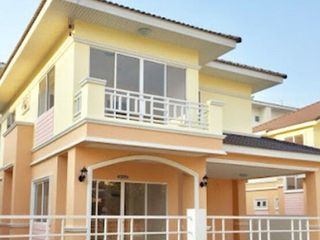Villa en venta de 3 habitaciones en Si Racha, Chonburi