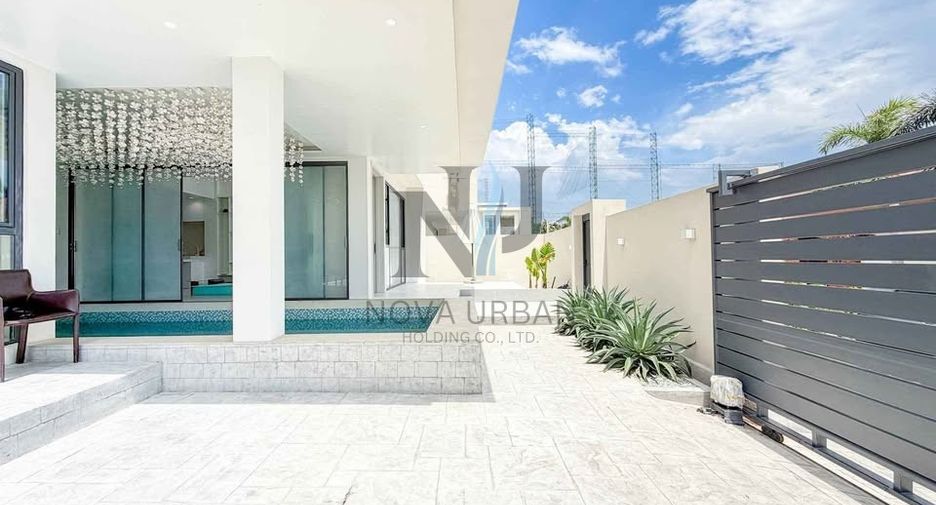 À vendre 3 chambres villa à Bang Lamung, Chonburi