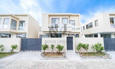 À vendre 3 chambres villa à Bang Lamung, Chonburi