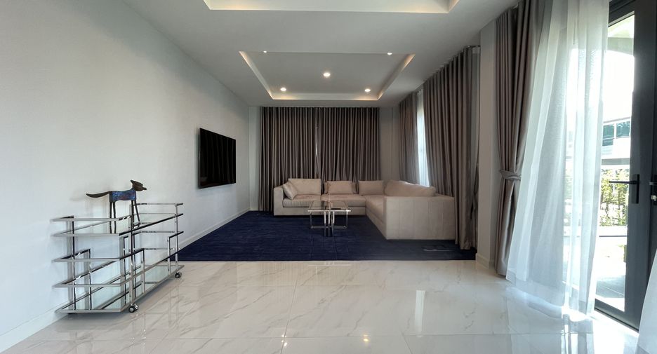 Villa zum Kauf mit 4 Zimmer in Thalang, Phuket