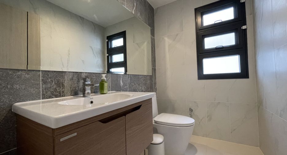 Villa zum Kauf mit 4 Zimmer in Thalang, Phuket