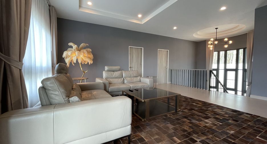Villa zum Kauf mit 4 Zimmer in Thalang, Phuket