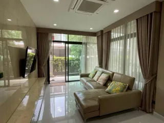 For sale 4 bedrooms house in Khlong Sam Wa, Bangkok