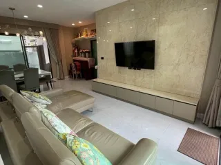 For sale 4 bedrooms house in Khlong Sam Wa, Bangkok