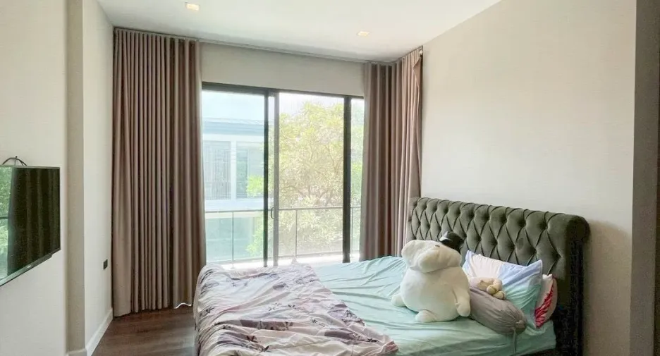 Haus zum Kauf mit 4 Zimmer in Khlong Sam Wa, Bangkok