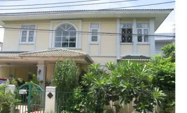 Haus zum Kauf und zur Miete mit 3 Zimmer in Bang Kapi, Bangkok