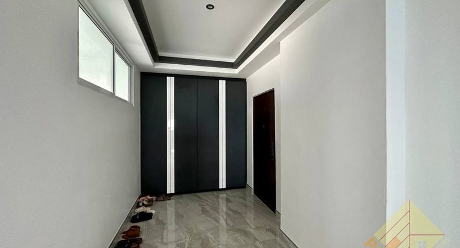 Condo en venta de 3 habitaciones en Bang Lamung, Chonburi