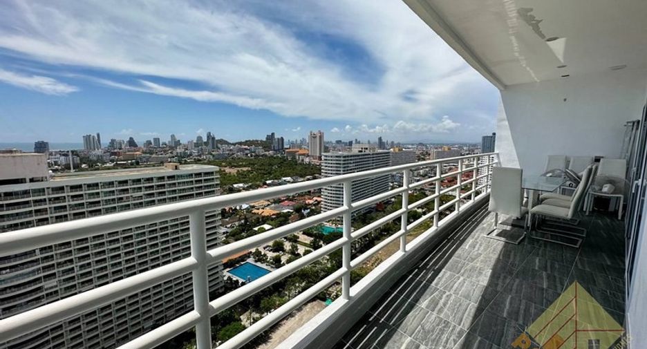 Condo en venta de 3 habitaciones en Bang Lamung, Chonburi