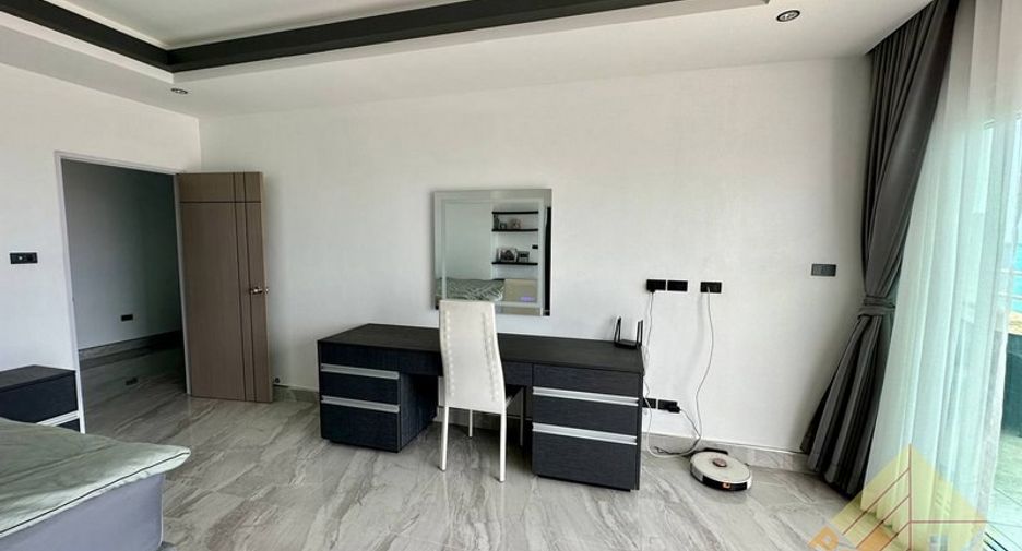 Condo en venta de 3 habitaciones en Bang Lamung, Chonburi