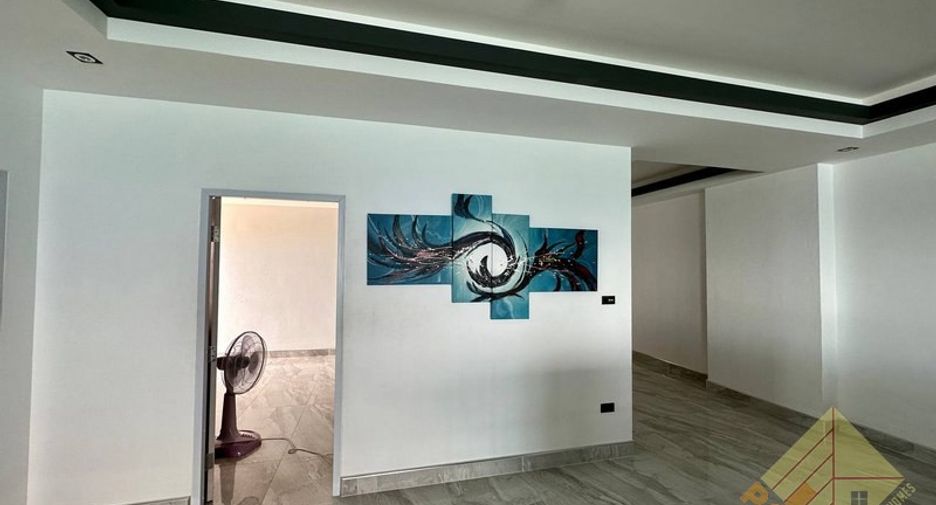 Condo en venta de 3 habitaciones en Bang Lamung, Chonburi