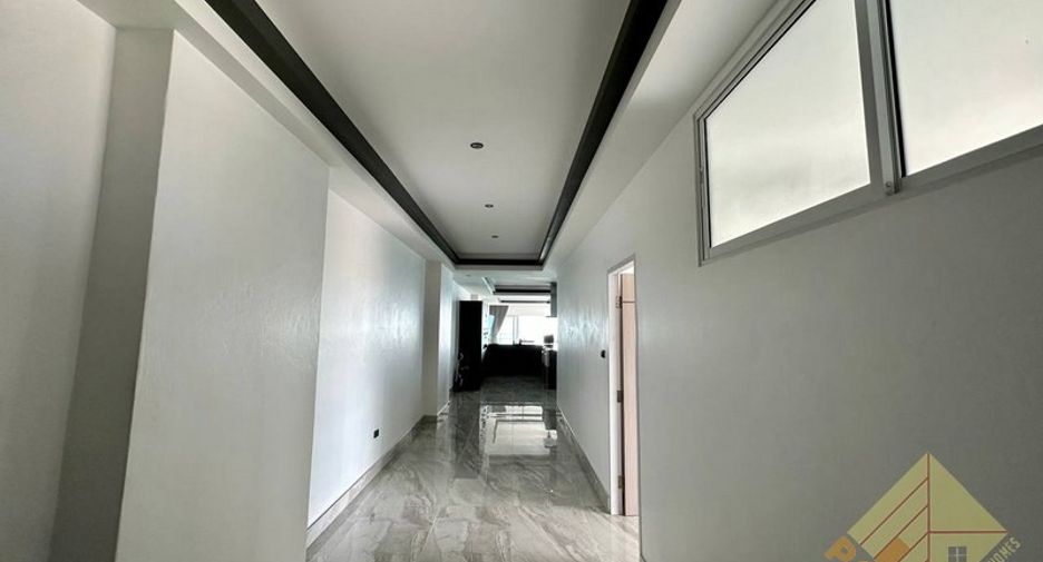 Condo en venta de 3 habitaciones en Bang Lamung, Chonburi