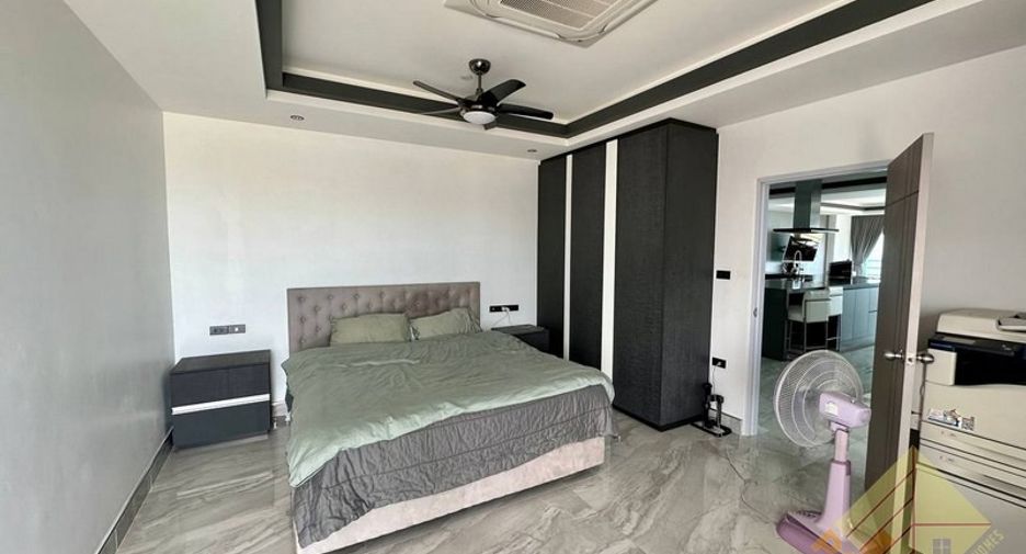Condo en venta de 3 habitaciones en Bang Lamung, Chonburi
